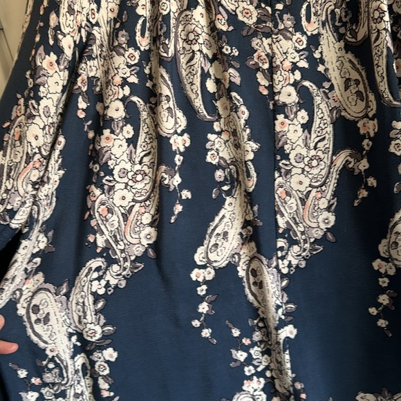 Lovestich blouse, size large. - Picture 4 of 6